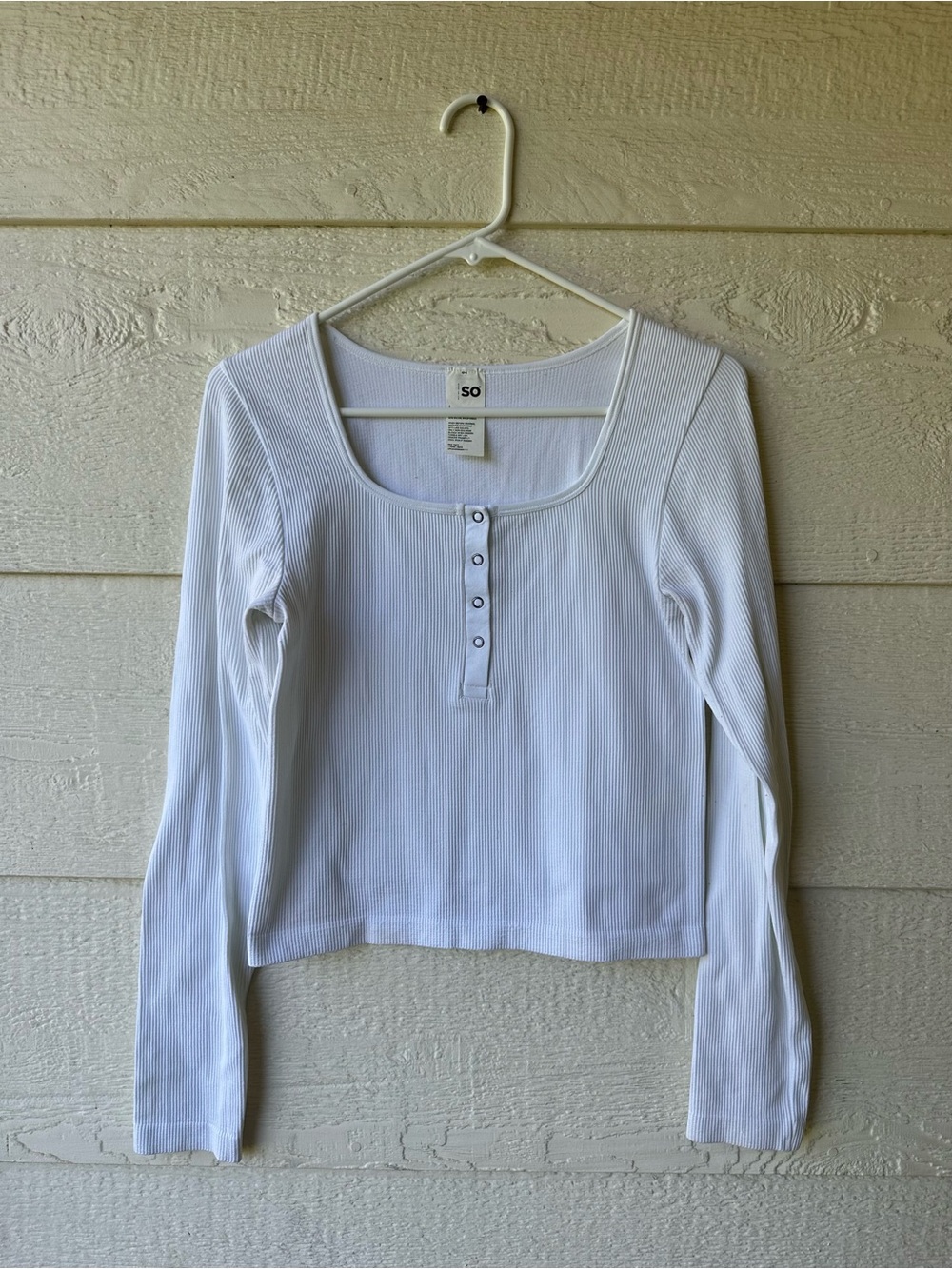 White ribbed long sleeve top